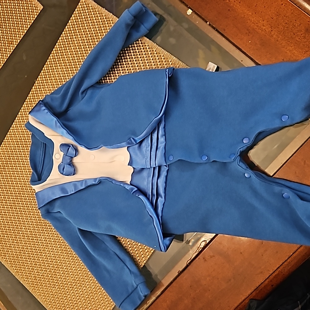 Tuxedo 6m